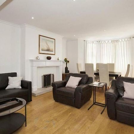 Lovely Kensington Flat ลอนดอน ภายนอก รูปภาพ
