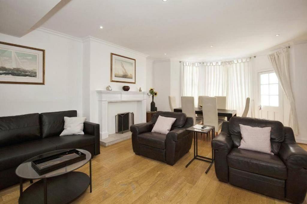 Lovely Kensington Flat ลอนดอน ภายนอก รูปภาพ
